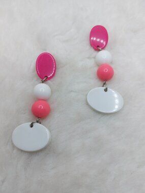 Vintage Retro Acrylic Pink & White Drop Dangle Stud Earrings